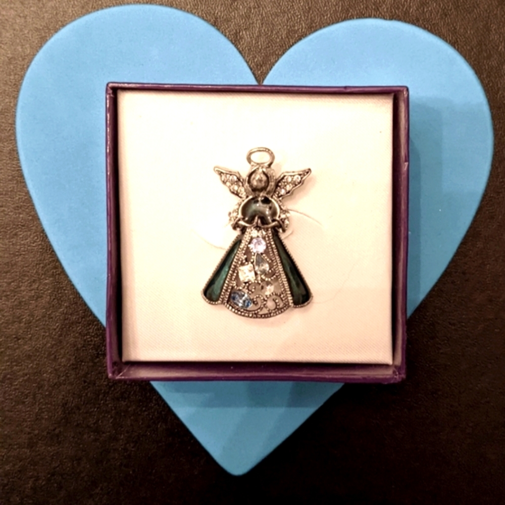 🌲🆕 Vintage Christmas Angel of Love Brooch - Silver & Blue Enameled Metal NWOT